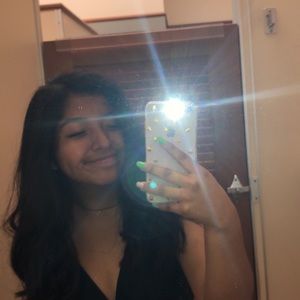 Meet your Posher, Marisa